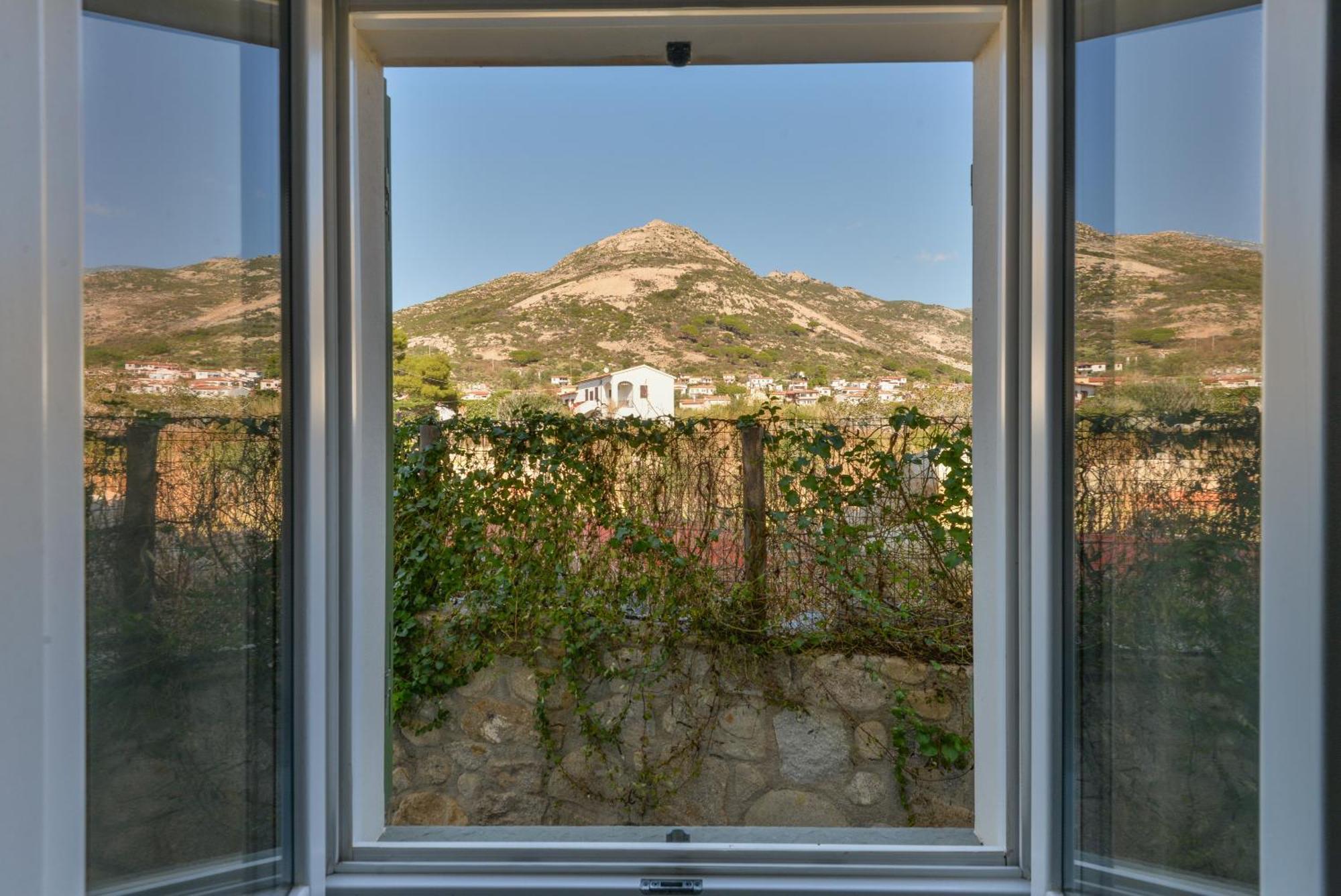 Il Quartiere Apt Pianosa โปมอนเต ภายนอก รูปภาพ