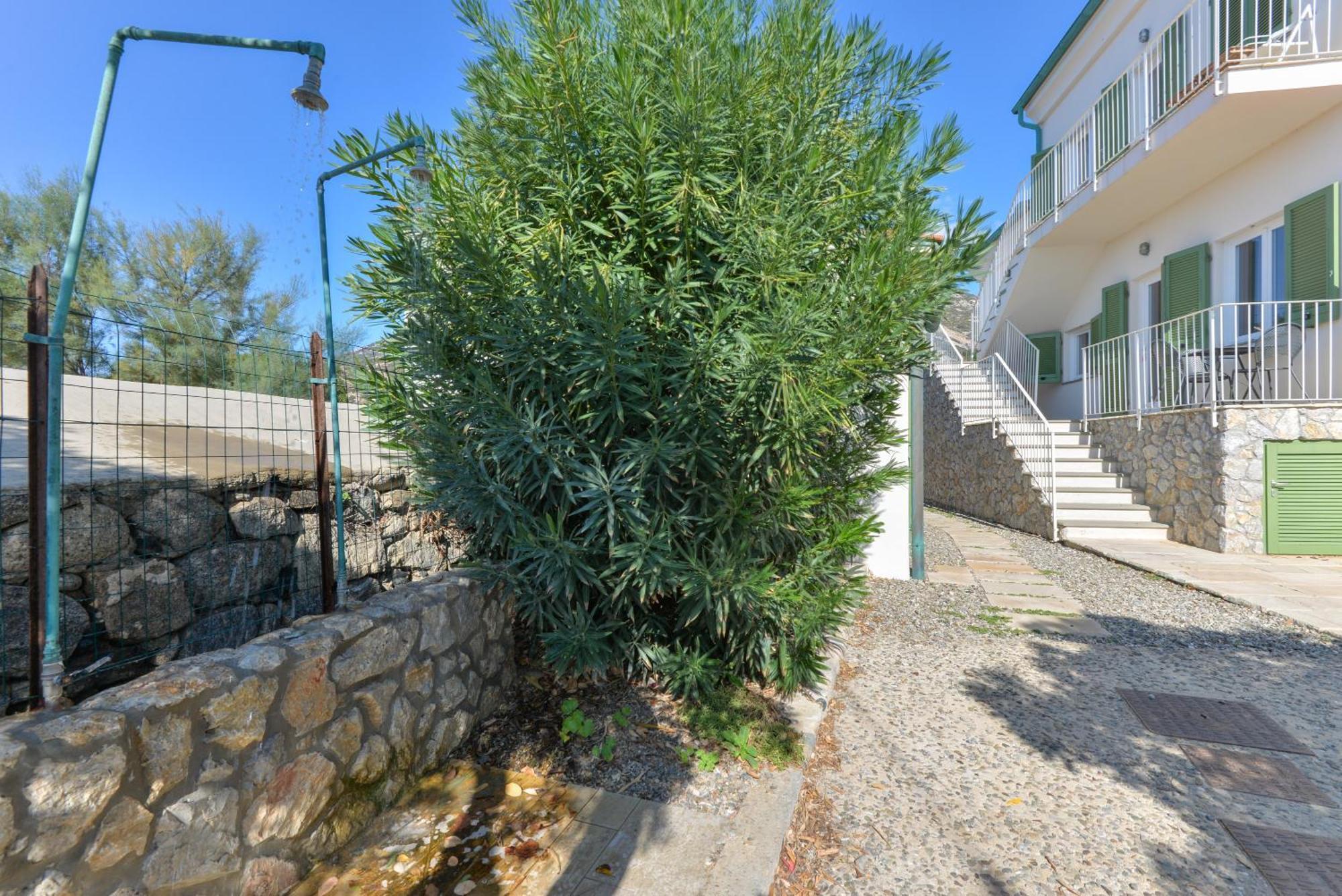 Il Quartiere Apt Pianosa โปมอนเต ภายนอก รูปภาพ